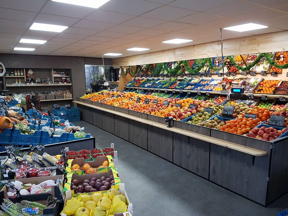 Hofman Groenten en Fruit winkel aan de Kerkhoflaan